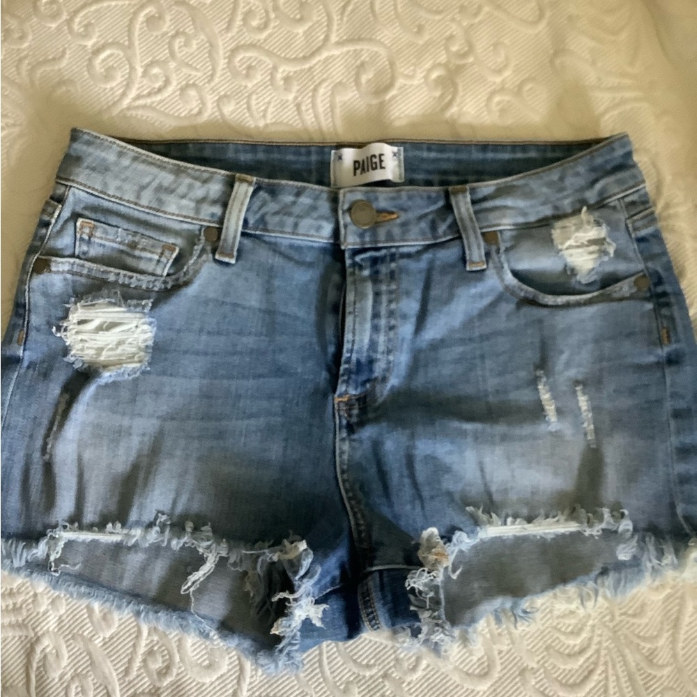 High-rise Denim (Daisy Duke) Shorts  size  28